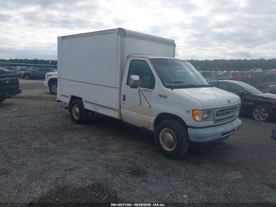 2002 Ford E-350 Cutaway Standard, IAA US lot 46221354: auction vehicle photo