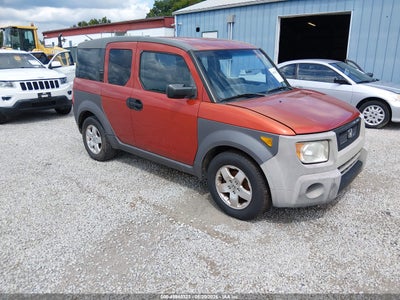 2004 Honda Element EX, IAA US lot 45940323: auction vehicle photo