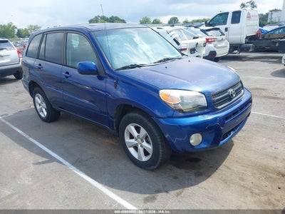 2004 Toyota Rav4, IAA US lot 45995682: auction vehicle photo