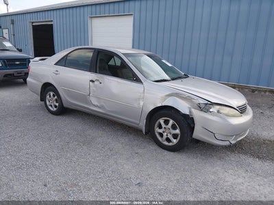 2005 Toyota Camry LE, IAA US lot 46068881: auction vehicle photo
