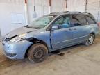 2005 Toyota Sienna LE, auction photograph