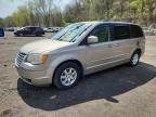 2009 Chrysler Town & Country Touring, auction photograph