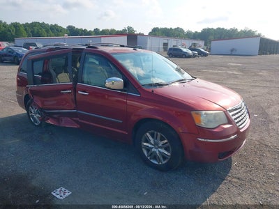 2010 Chrysler Town & Country New Limited, IAA US lot 45854369: auction vehicle photo