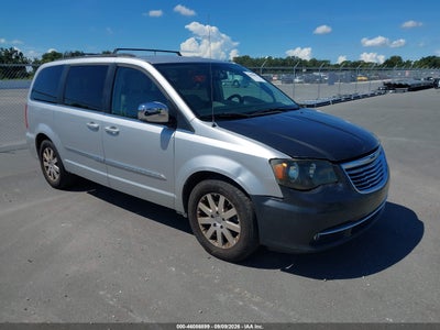 2011 Chrysler Town & Country Touring-L, IAA US lot 46086899: auction vehicle photo