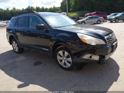 2011 Subaru Outback 2.5I Limited, IAA US lot 45763075: auction vehicle photo