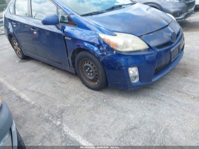 2011 Toyota Prius Two, IAA US lot 45791682: auction vehicle photo