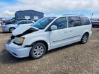 2013 Chrysler Town & Country Touring, Copart US lot 49161756: photo 1, Front End