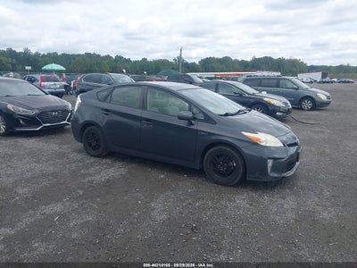 2013 Toyota Prius Three, IAA US lot 46214105: auction vehicle photo