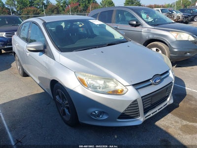 2014 Ford Focus SE, IAA US lot 46015952: auction vehicle photo