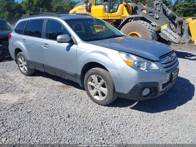 2014 Subaru Outback 3.6R Limited, IAA US lot 46121822: auction vehicle photo