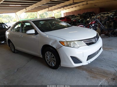 2014 Toyota Camry LE, IAA US lot 46105816: auction vehicle photo