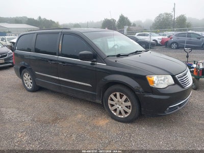 2015 Chrysler Town & Country Touring, IAA US lot 45975797: auction vehicle photo