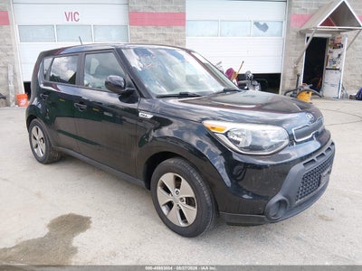 2015 Kia Soul, IAA US lot 45983804: auction vehicle photo