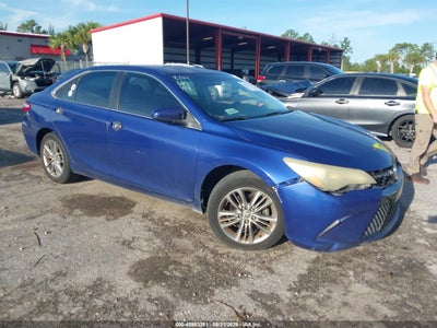 2016 Toyota Camry SE, IAA US lot 45983281: auction vehicle photo