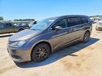 2017 Chrysler Pacifica LX, auction photograph