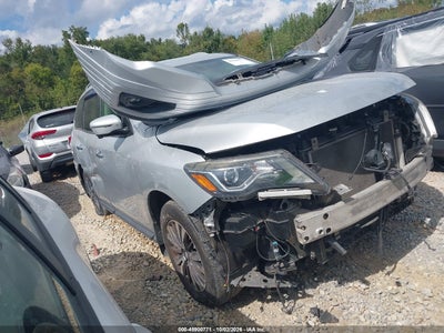 2017 Nissan Pathfinder Sl, IAA US lot 45900771: auction vehicle photo