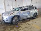 2017 Toyota Highlander LE, auction photograph