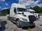 2018 Freightliner Cascadia 126" Sleeper Cab Semi Truck, Copart US lot 55196686: photo 1, Front End