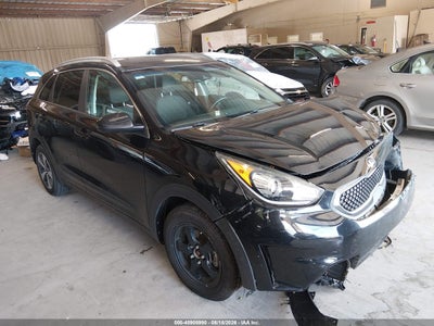 2018 Kia Niro Plug-In Hybrid LX, IAA US lot 45908990: auction vehicle photo