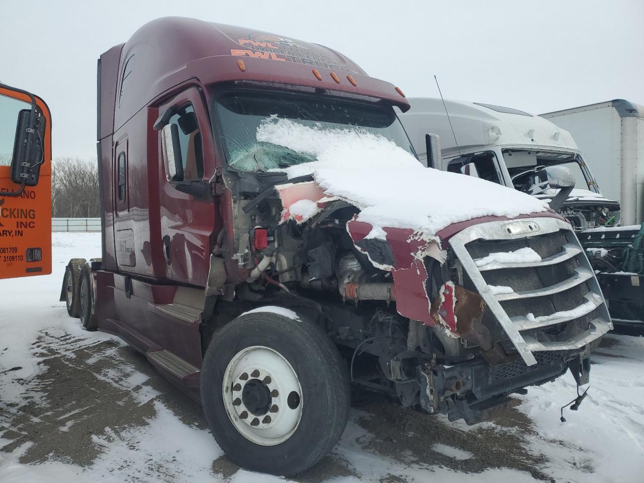 2019 Freightliner Cascadia 126 Semi Truck, Copart US lot 42538155: photo 1, Front End