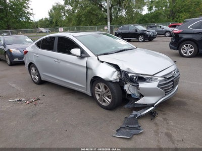 2019 Hyundai Elantra Value Edition, IAA US lot 46216117: auction vehicle photo
