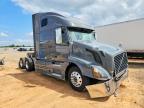 2019 Volvo Vnl Semi Truck, Copart US lot 49334916: photo 1, Front End