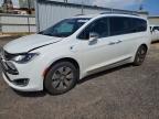 2020 Chrysler Pacifica Hybrid Limited, Copart US lot 54736966: photo 1, Front End