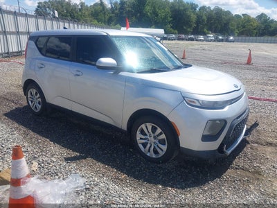 2021 Kia Soul LX, IAA US lot 45843216: auction vehicle photo