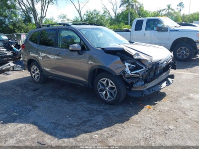 2023 Subaru Forester Premium, IAA US lot 46039379: auction vehicle photo